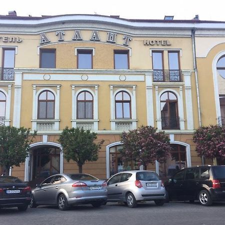 Atlant Hotel Úzhgorod Exterior foto