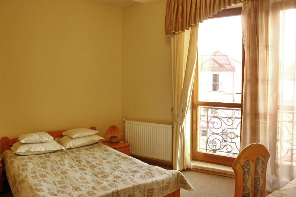 Atlant Hotel Úzhgorod Habitación foto